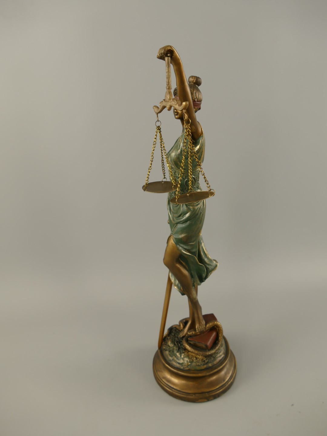 Justitia Polystein BRONZE farbig H.53x18cm