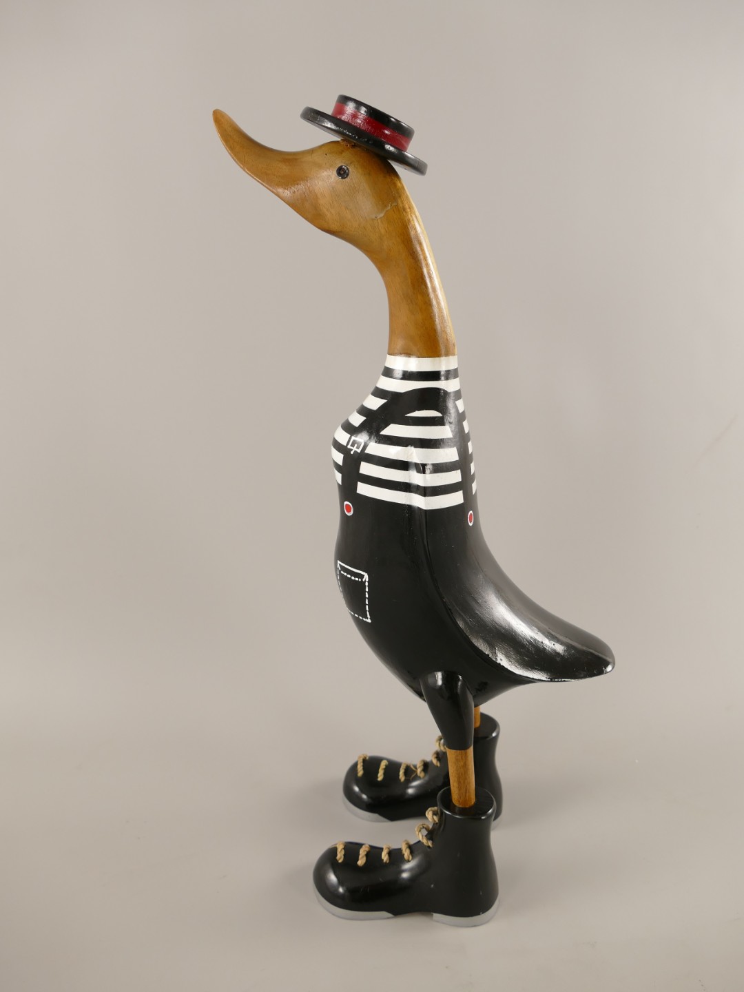 *NT TEAK Ente mit schwarzer Latzhose H.48cm