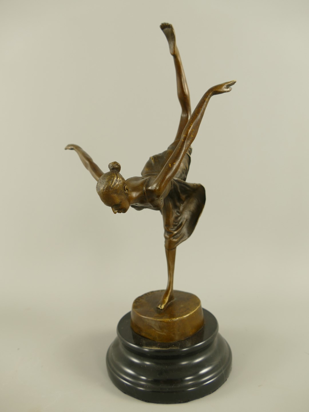 Figur Bronze Tänzerin H.33x16cm