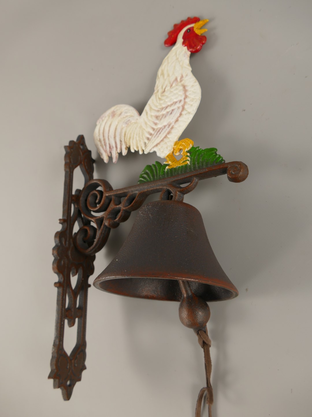 *NT Wandglocke Gußeisen Hahn H.45cm P/St.