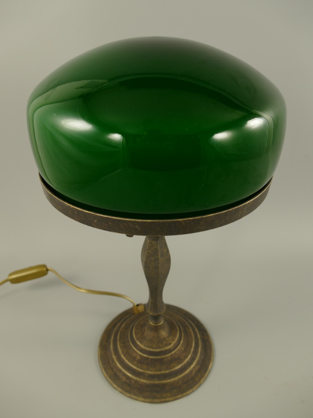 Pilzlampe Messing brün.(Glas farb. grün)H.37cm