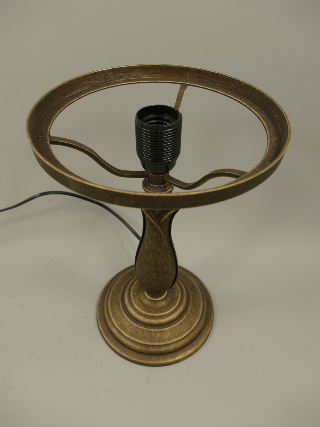 Pilzlampe FUSS Messing brüniert H.42cm