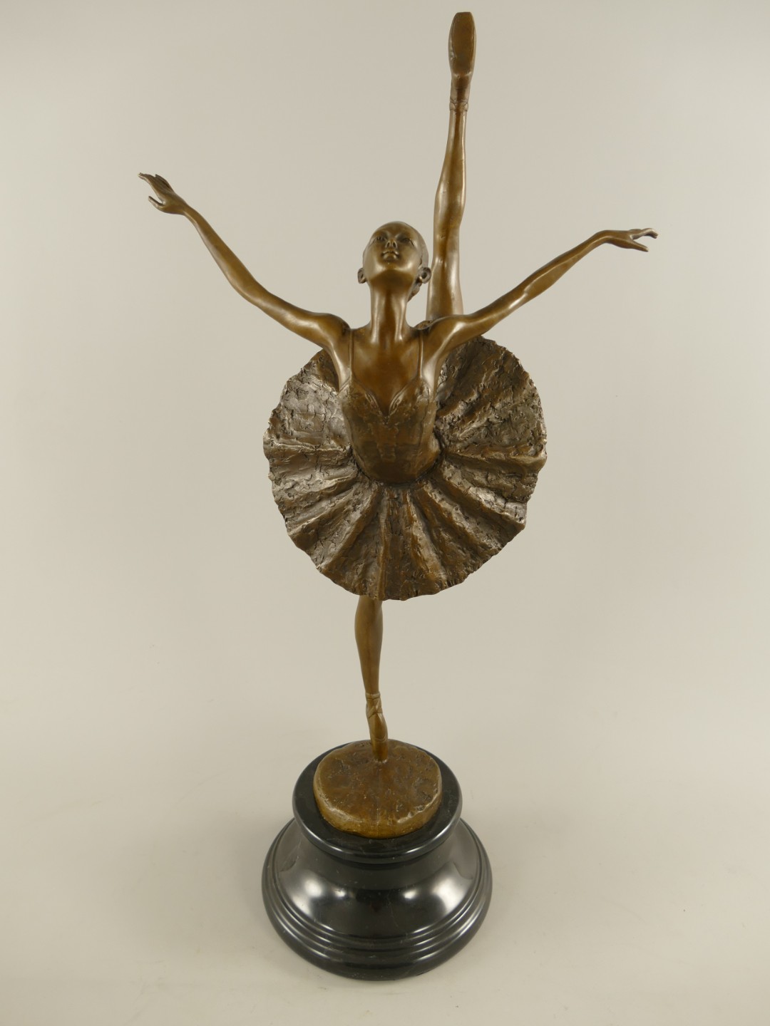 Figur Bronze Tänzerin H.67x34x20cm
