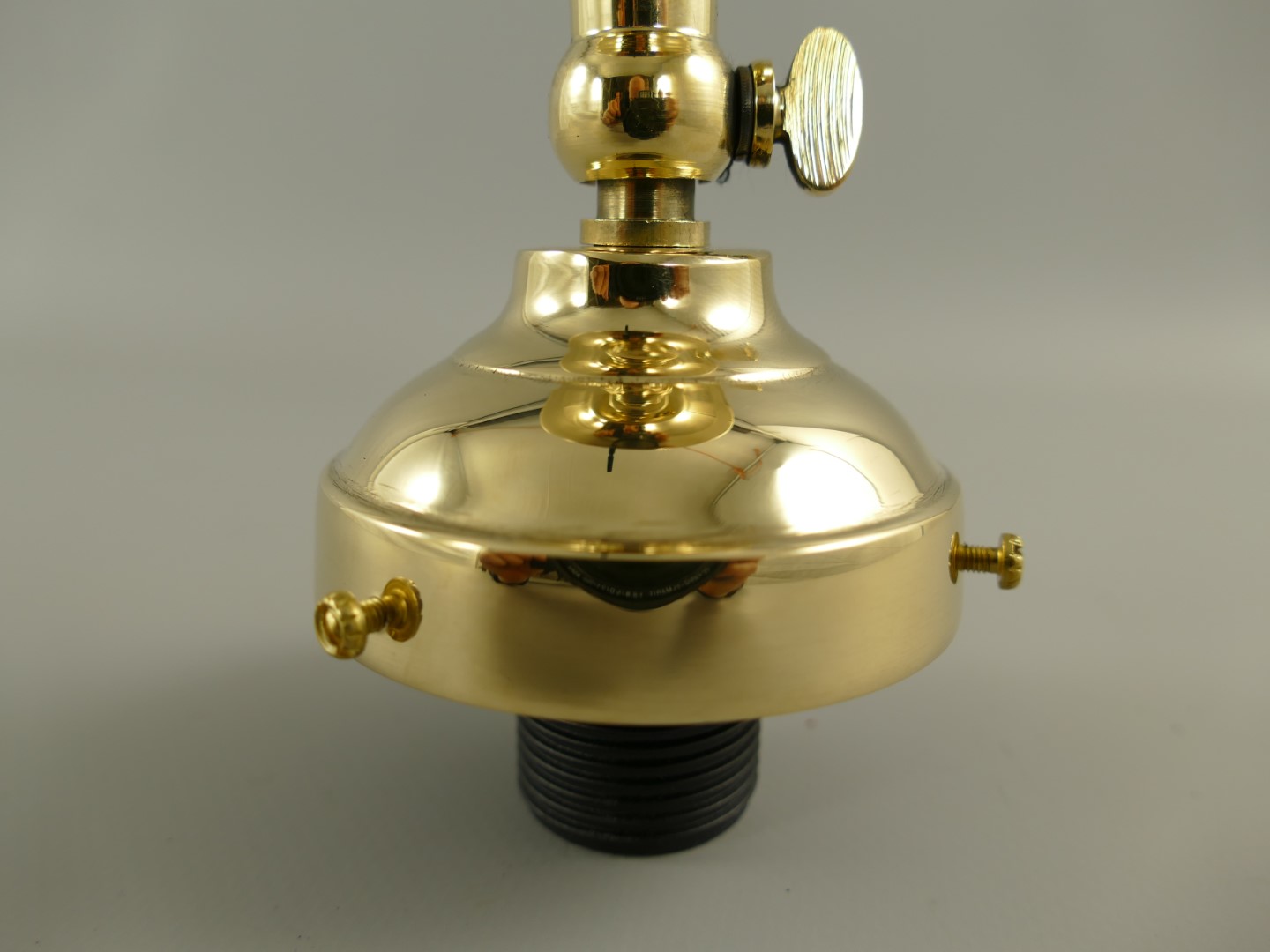 Decken/Wandhalter E14 Messing o.Schirm Gh.6-H.14cm