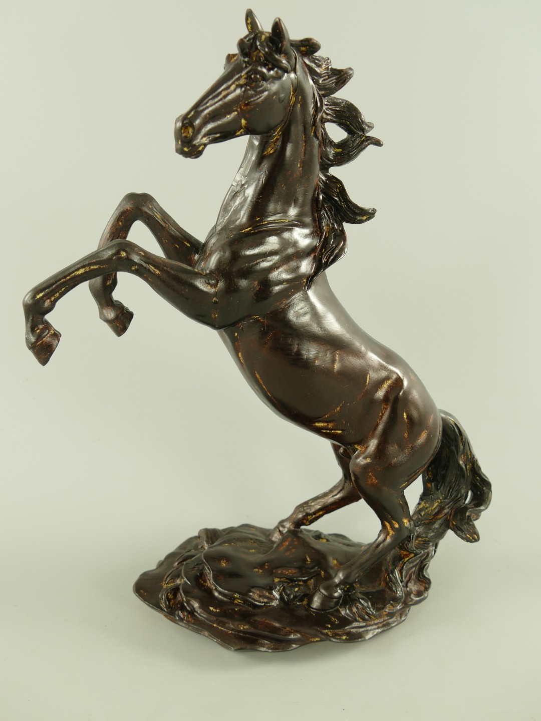 Pferd Polyst. braun farbig H.35x25x12cm