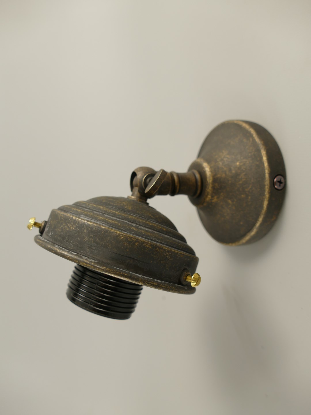 Deckenhalter E27 Mes/brün. o. Schirm Gh.10!-H.14cm
