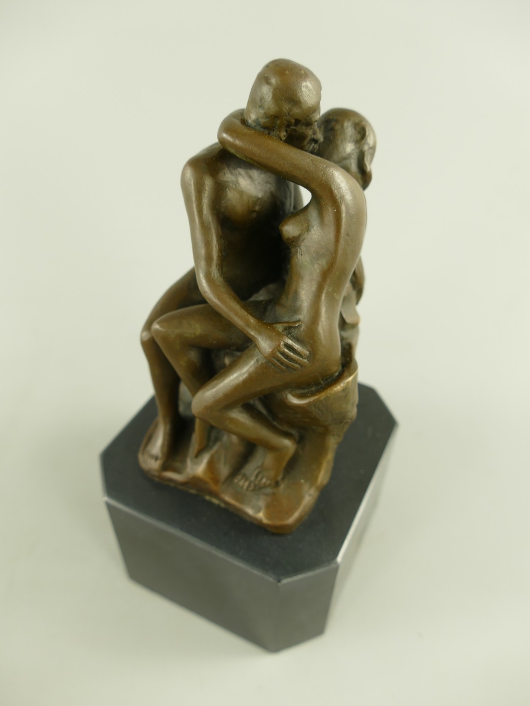 Figur Bronze Der Kuss nach Rodin H.17cm