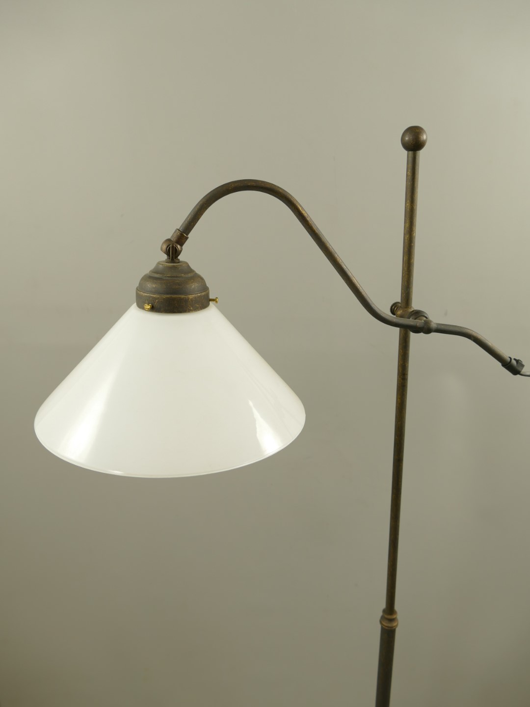 *A? Lampe Messing brün. Schirm(162.100W20) H.125cm