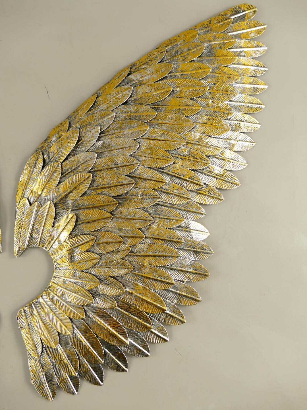 *A? Wanddeko Flügel Eisen gold/silber farb. H.80cm