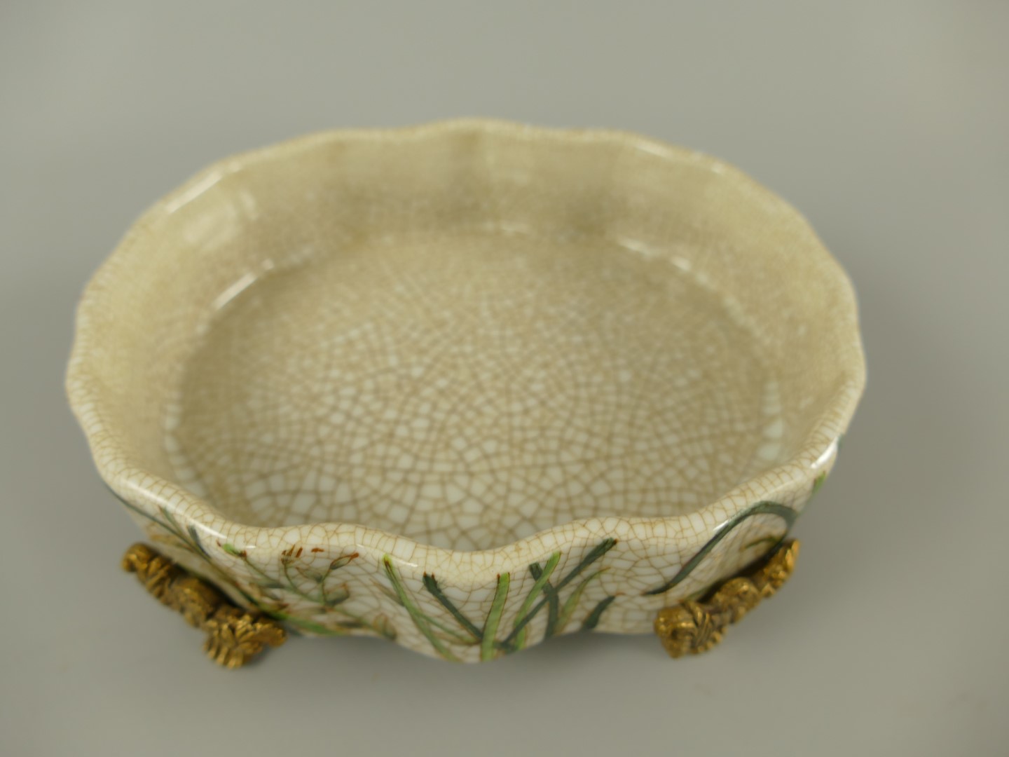 Porzellan mit Messing Box L.13-H.9cm