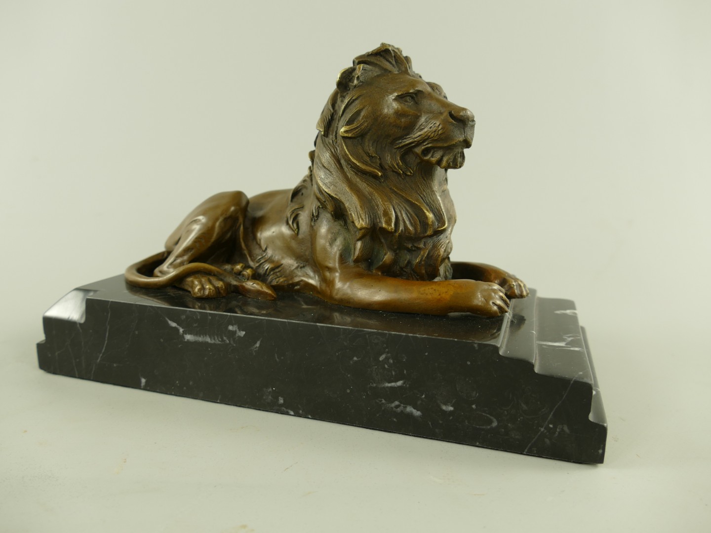 Figur Bronze Löwe L.25x15x12cm