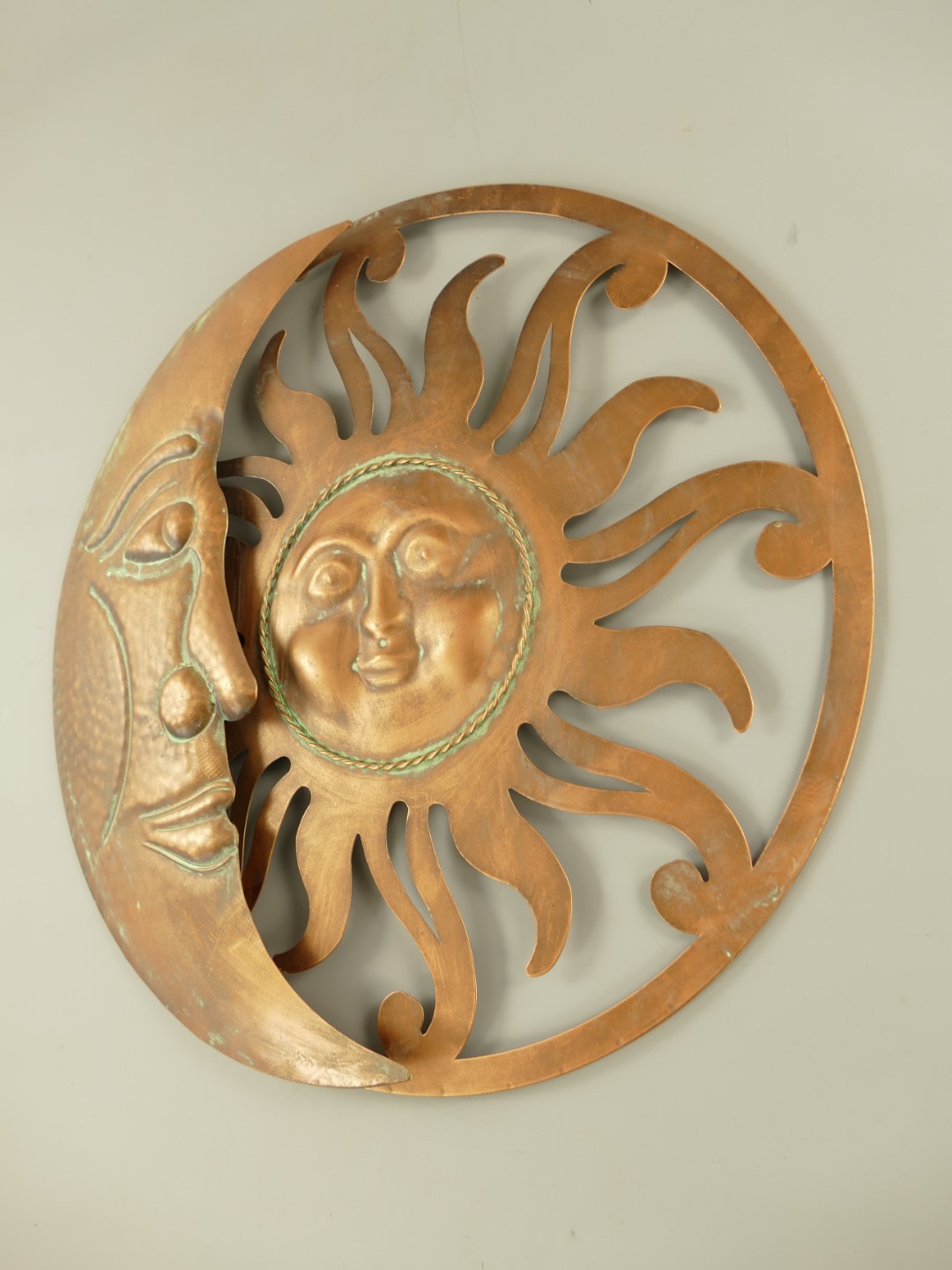 Wandornament Sonne &amp; Mond Eisen Kupf. farb. H.55cm