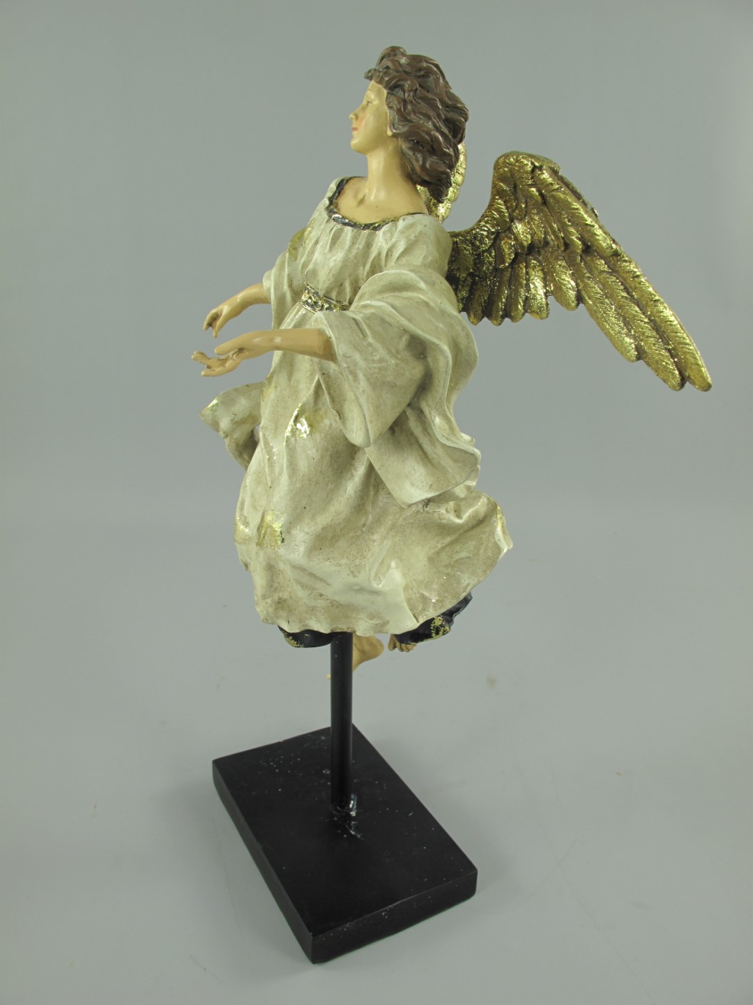 Engel Polystein gold farbig H.42x32cm