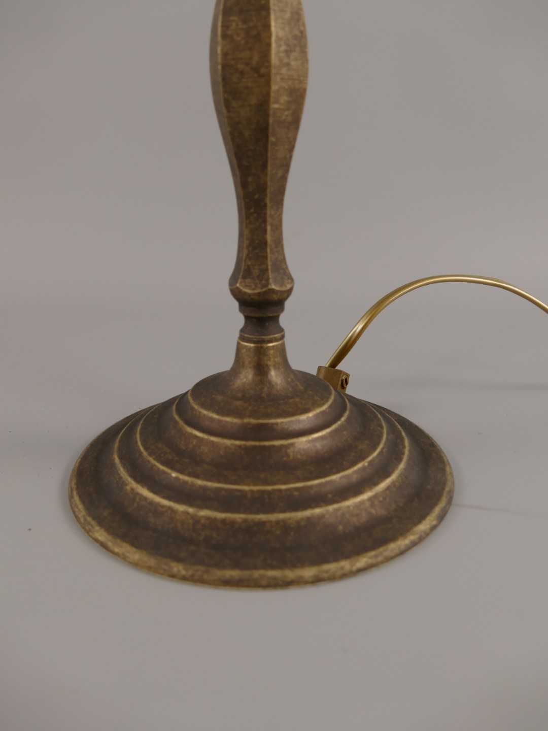 Pilzlampe WEISS Messing brüniert(215.050-25)H.38cm