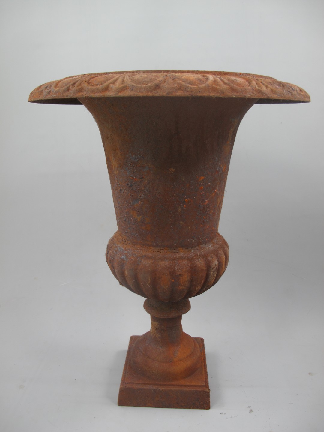 #ANG. Urn Eisen rustikal ROSTIG H.63-D.48cm