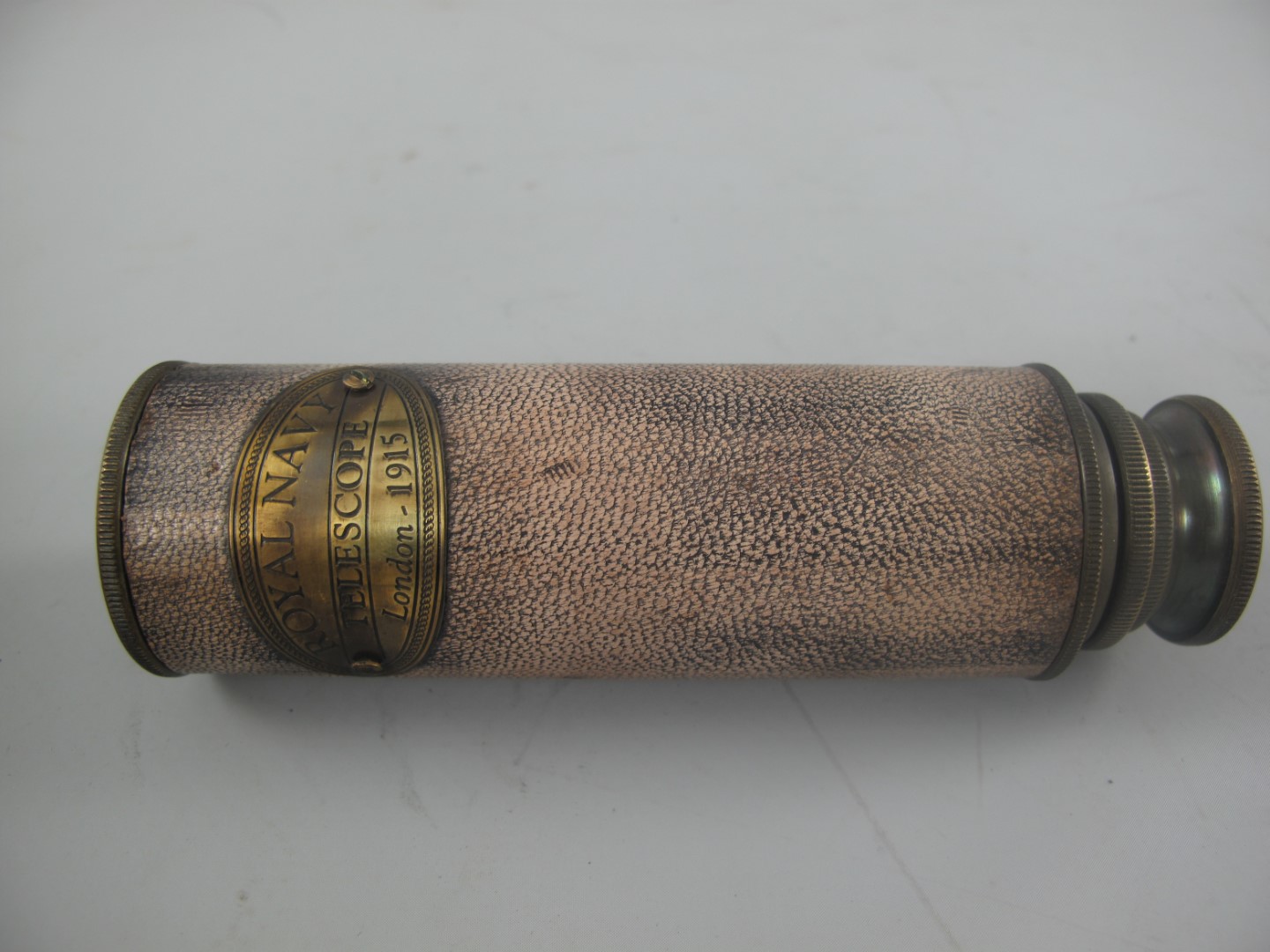*ANG. Fernrohr Messing brün. leder Holz Box L.13cm