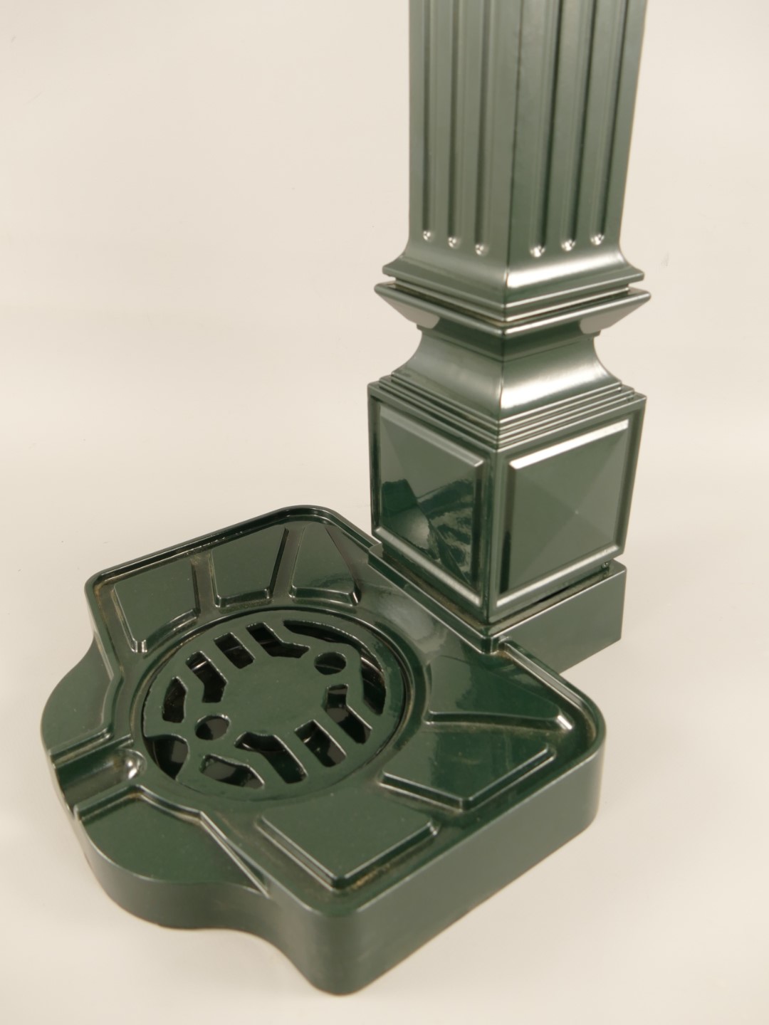 Zapfsäule Eckig Alu grün Mes. Hahn H.83x33cm