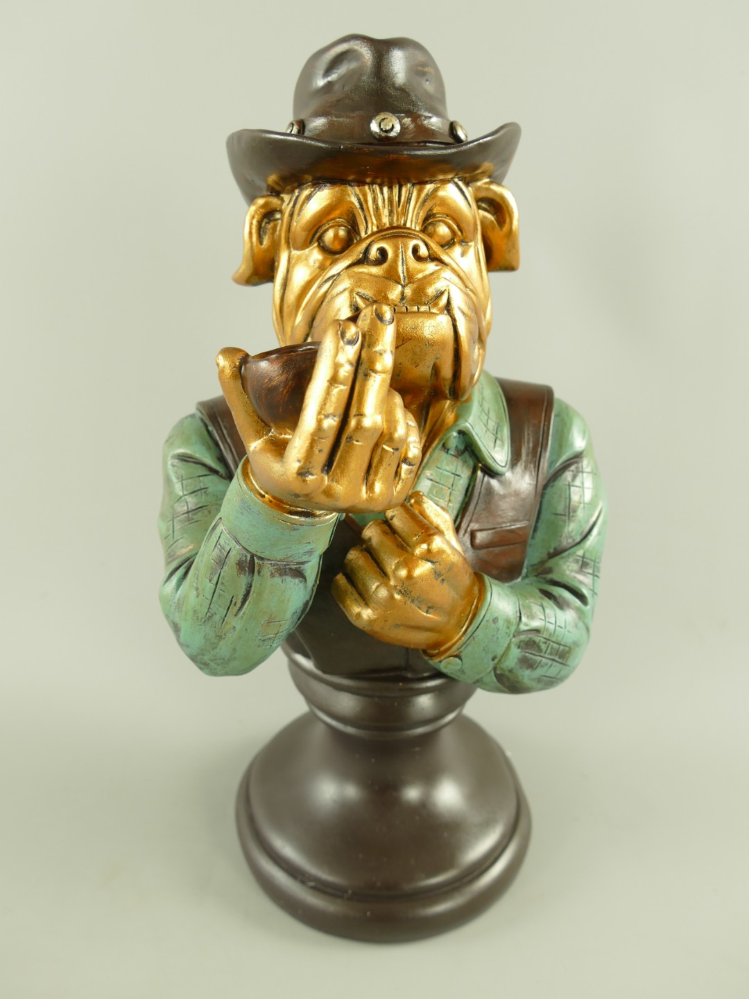 Figur Polystein Bulldogge mit Pfeife farbig H.37cm