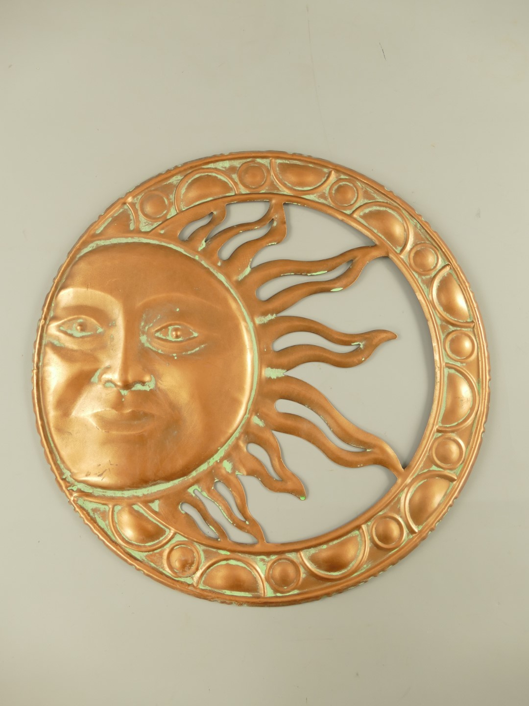 Ornament Sonne Eisen Kupf. farbig D.51cm
