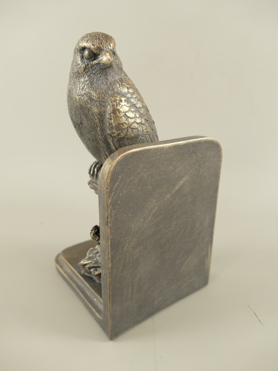 BuchsturzenVogel Polystein Bronze farbig H.35m