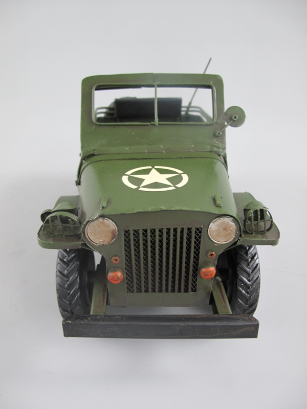 Auto Geländewagen Antik Eisen L.30x15cm