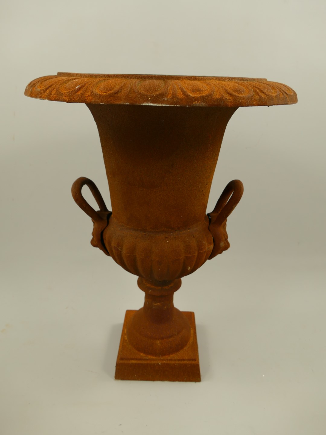 *ANG. Urn GRIFF! Eisen rustikal ROSTIG H.63-D.48cm