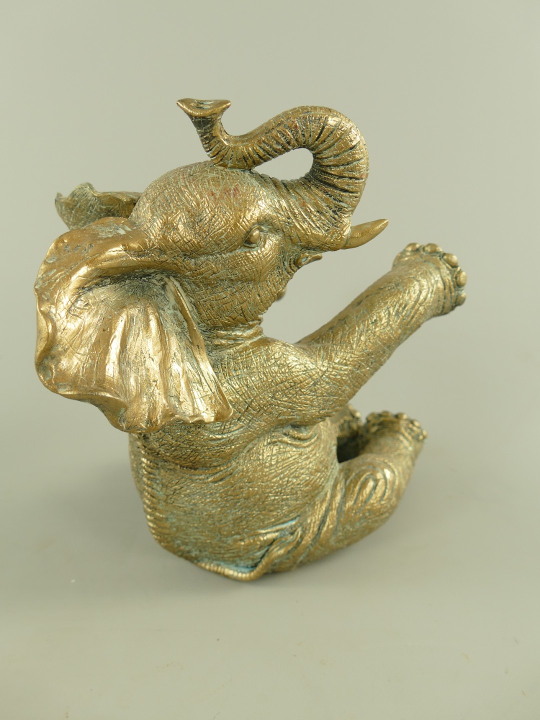 Weinständer Elefant Polystein farbig H.23cm