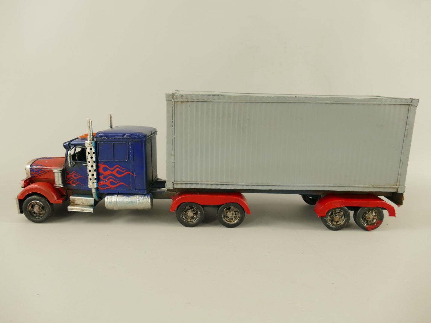 *ANG. Truck mit Container Antik Eisen L.48cm