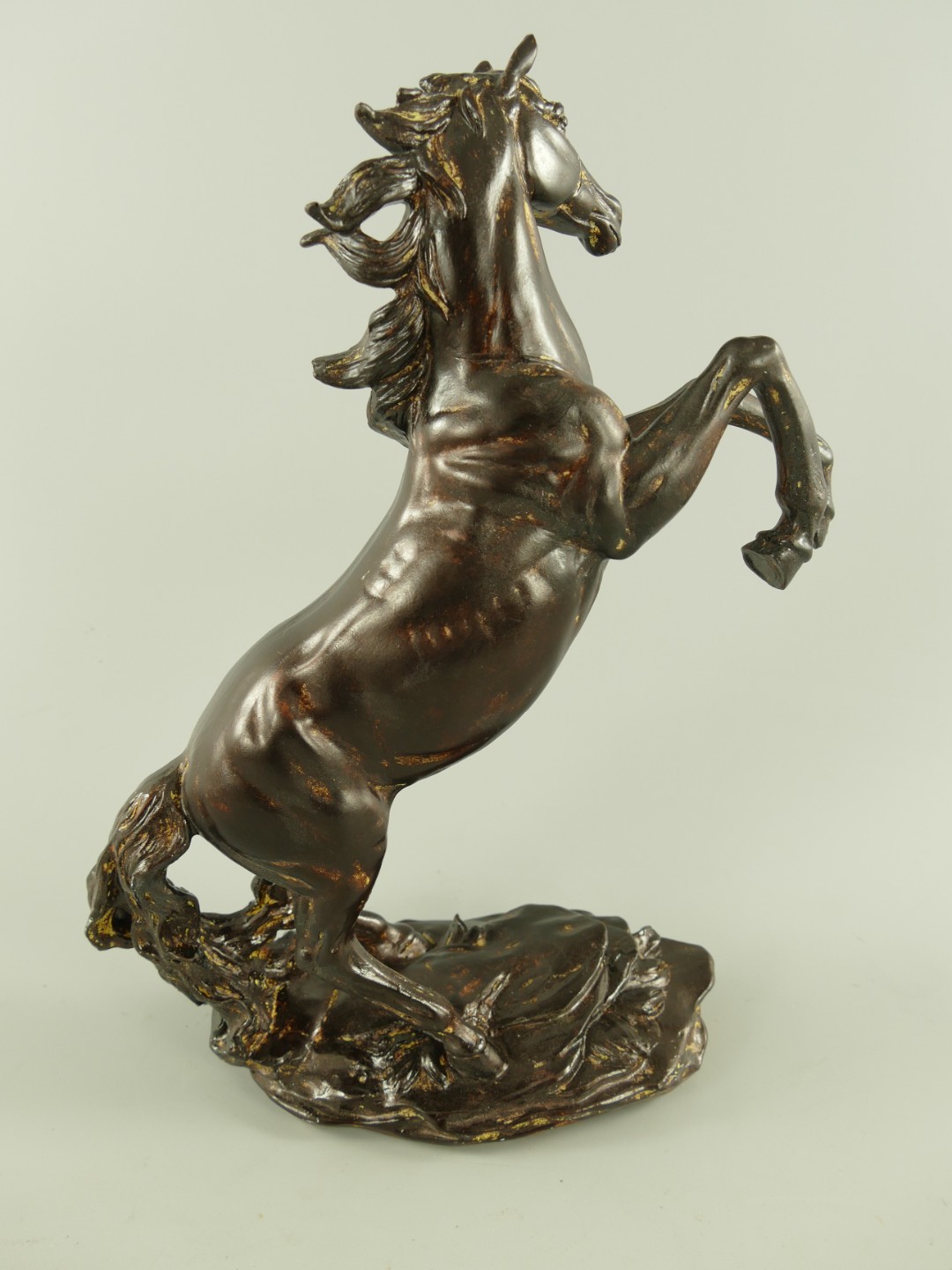 Pferd Polyst. braun farbig H.35x25x12cm