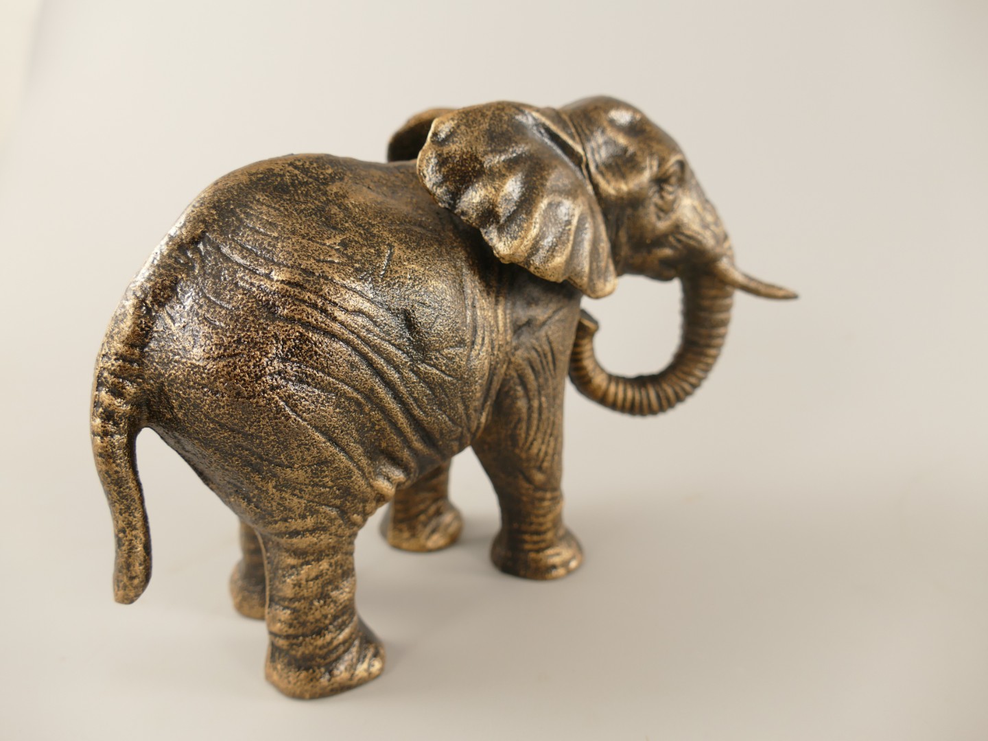 Elefant Gußeisen farbig L.22x15x9cm
