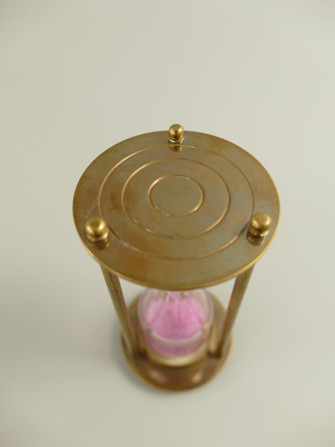 Sanduhr Messing brüniert H.10x5cm