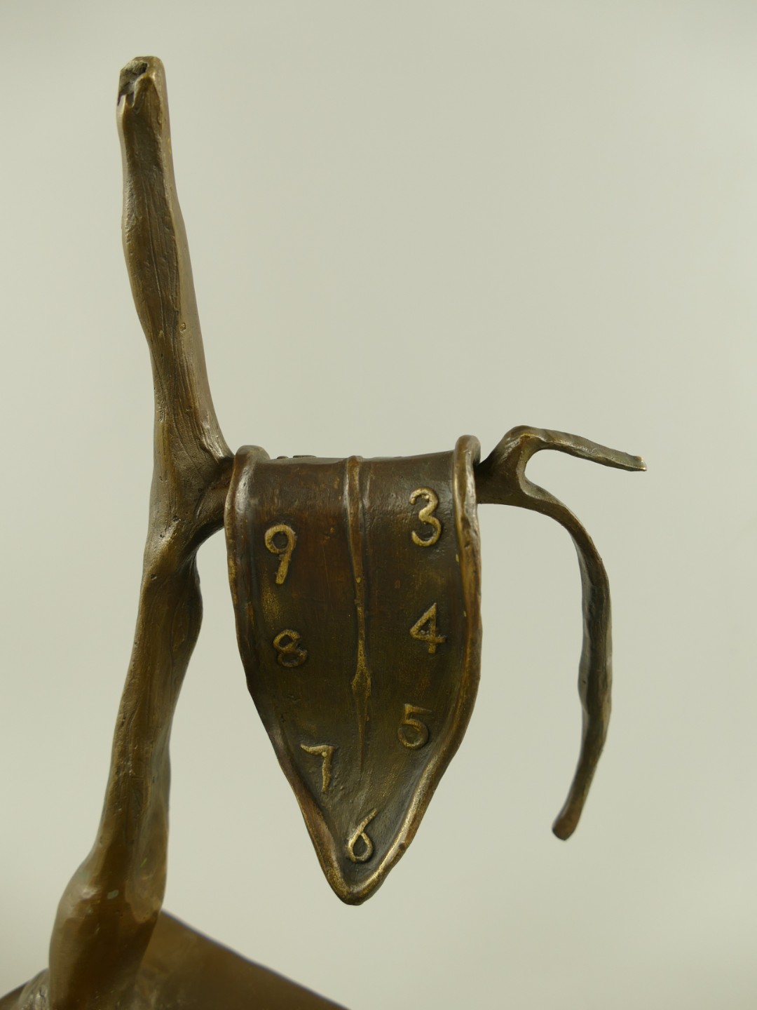 Figur Bronze fließende Uhren H.36cm
