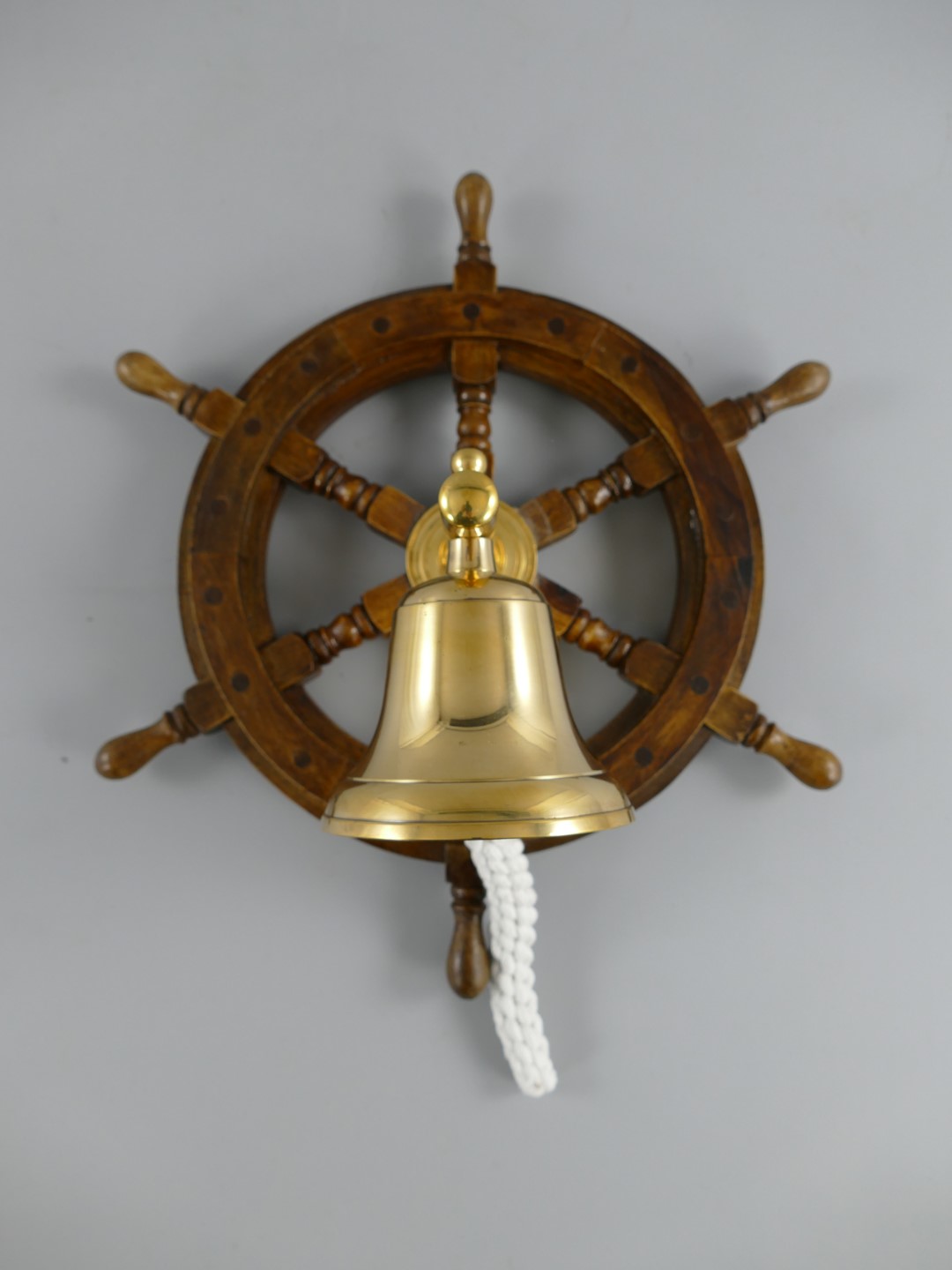 Schiffssteuerrad Holz mit Messing Glocke D.38cm