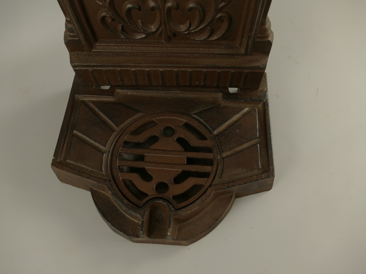 Stehbrunnen Gußeisen rustikal braun H.65cm