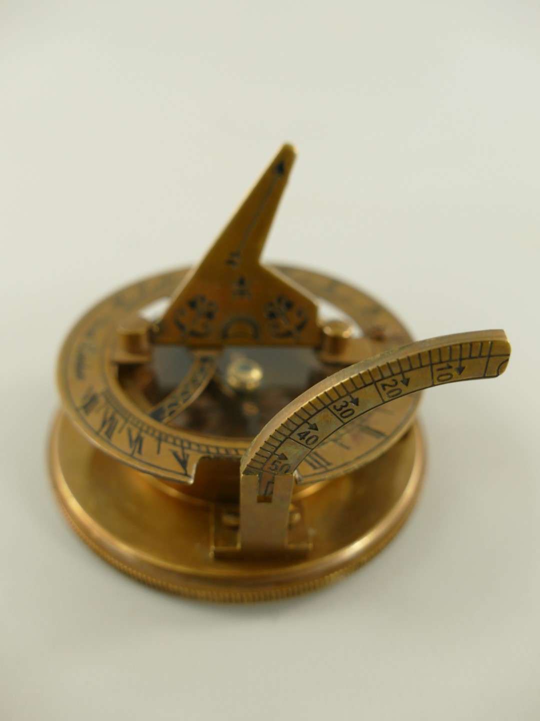 Kompaß Messing brüniert D.7x4cm