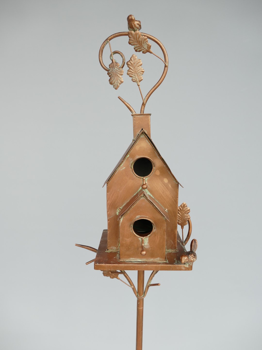 Vogelhaus Hauschen auf Ständer Kupfer farb H.190cm