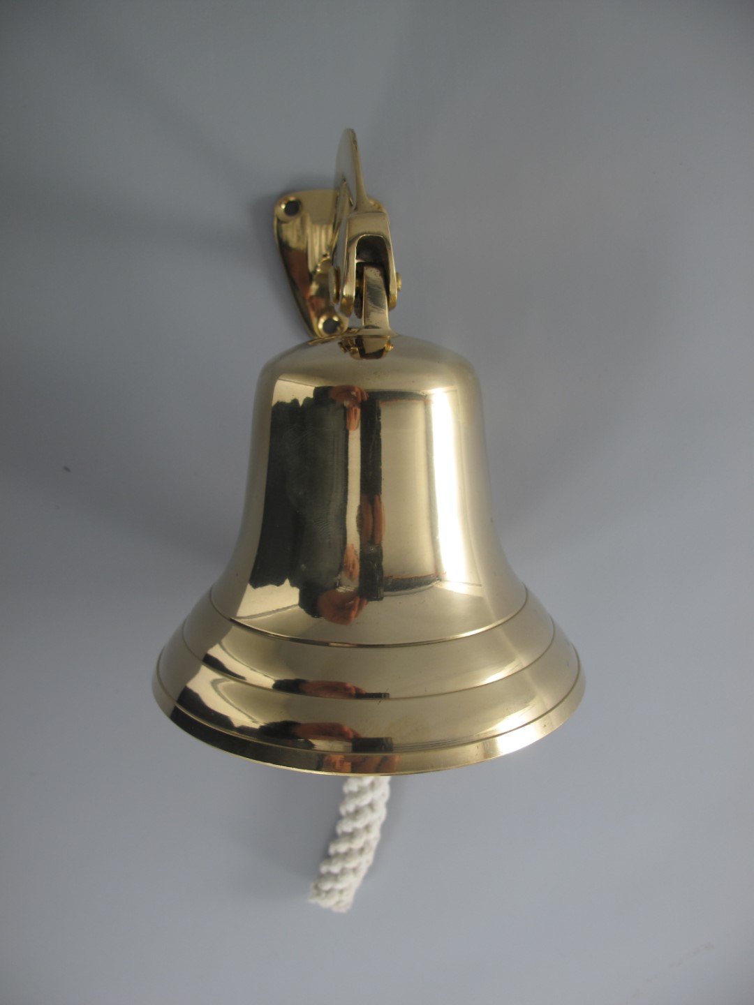 *ANG. Glocke+Haken Messing(IND) GLATT! H.25-D.18cm