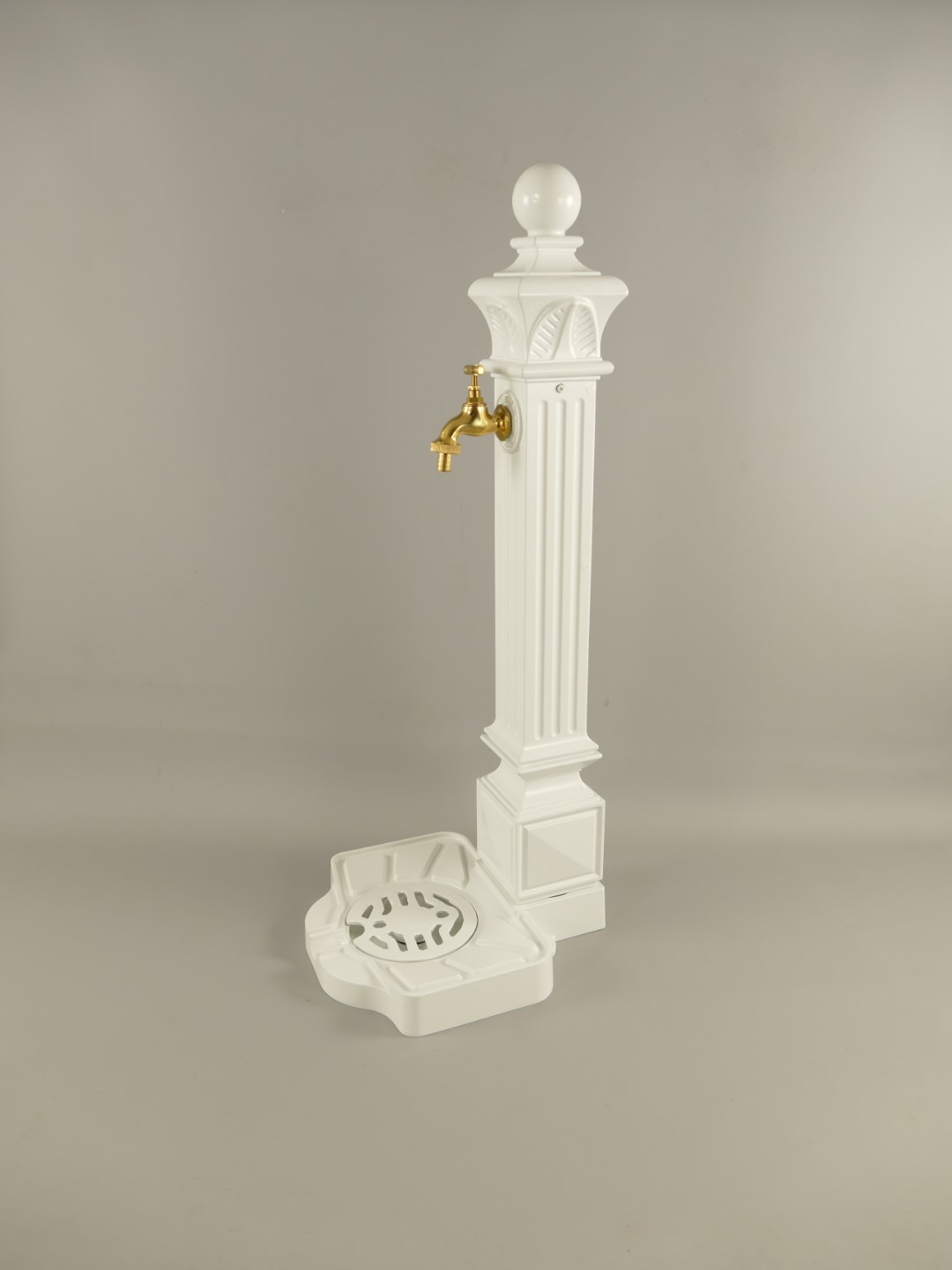 Zapfsäule Eckig Alu. weiss Mes. Hahn H.83x33cm