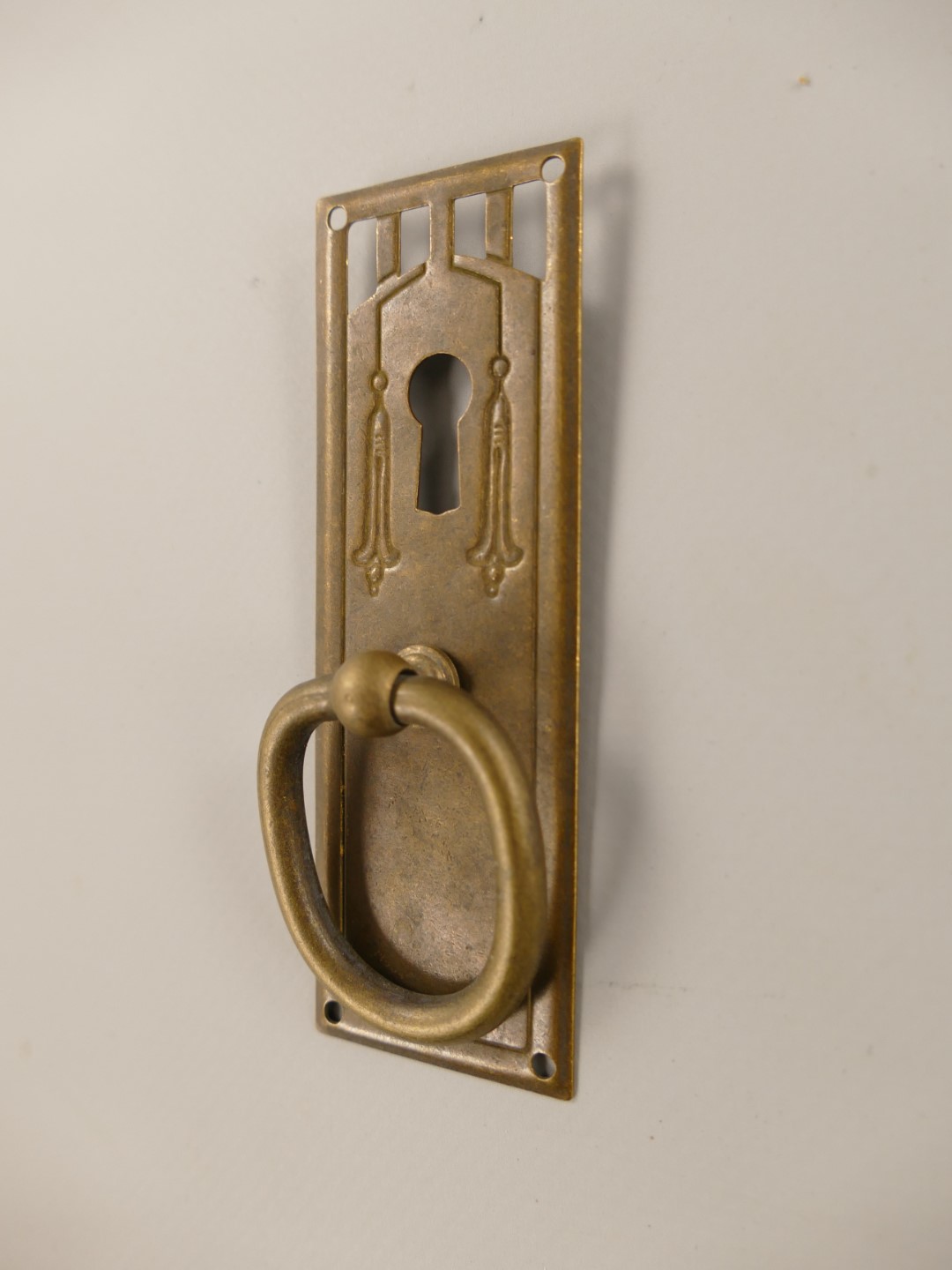 Ringbeschlag Messing brüniert mit Loch 32x95mm