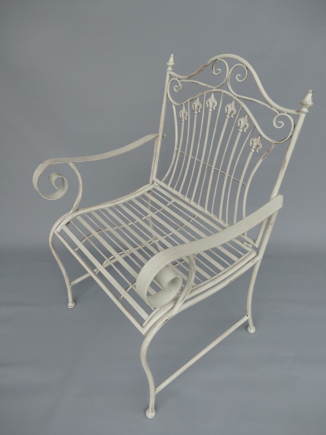 Stuhl Eisen rustikal weiss H.95cm