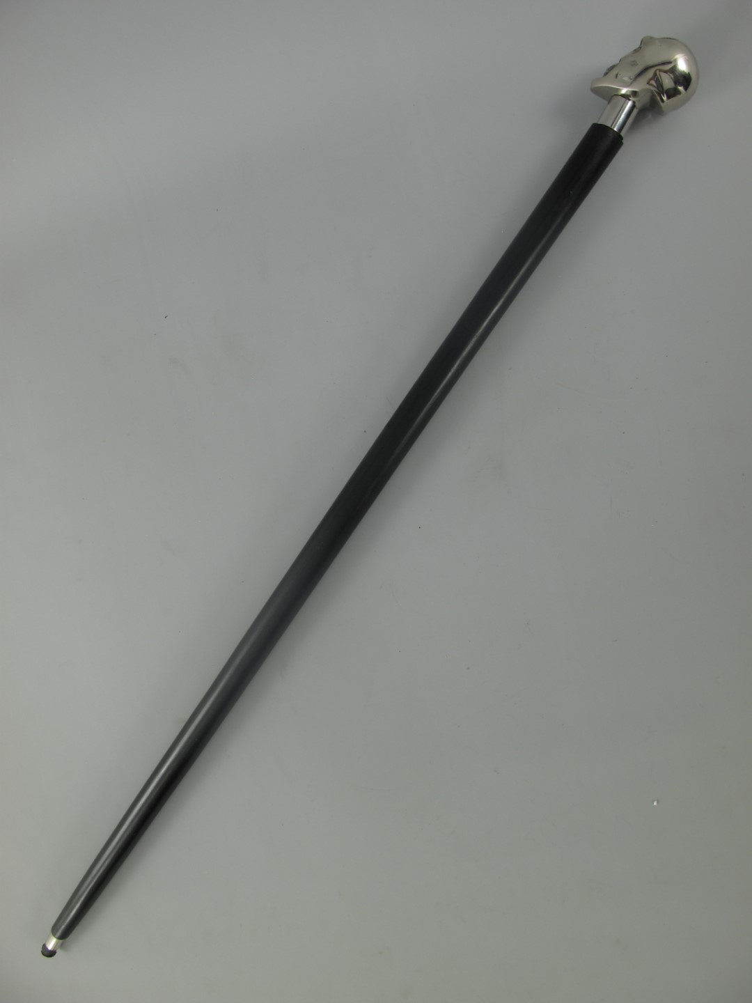 Spazierstock Totenkopf Holz/vernickelt L.93cm