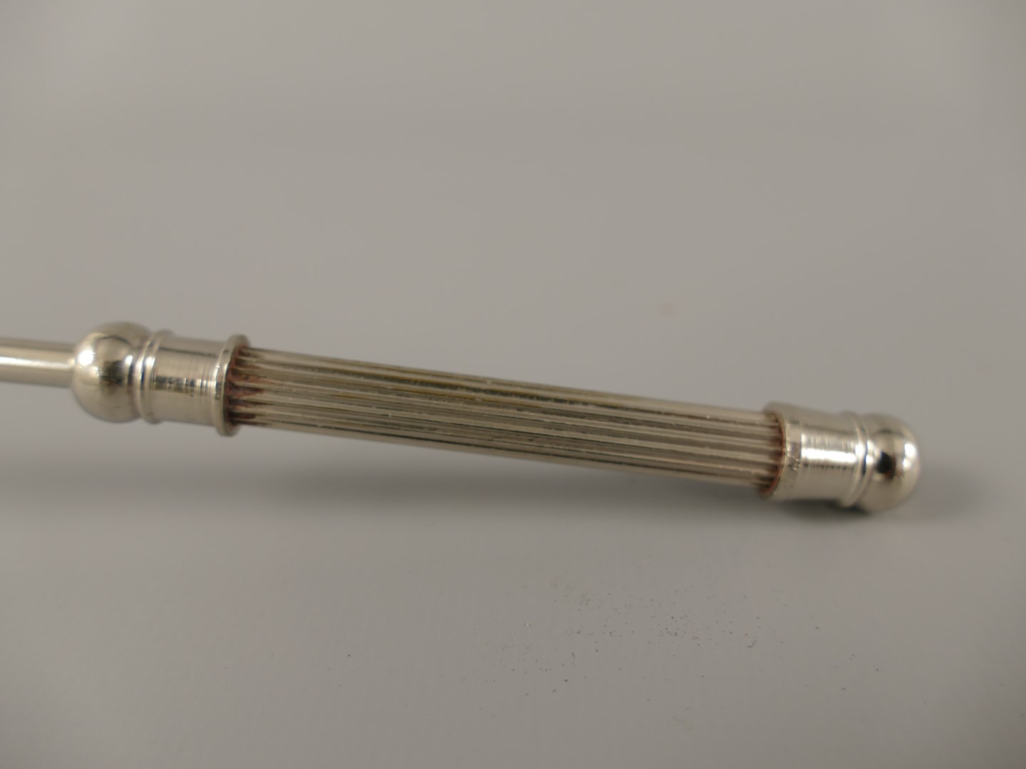 Kerzenlöscher vernickelt L.26x5cm P/St.