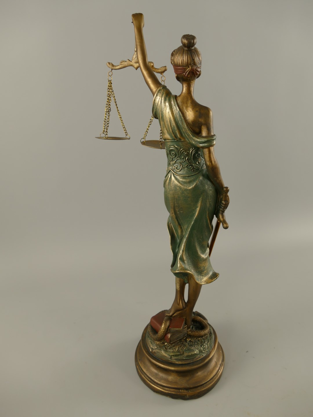 Justitia Polystein BRONZE farbig H.53x18cm