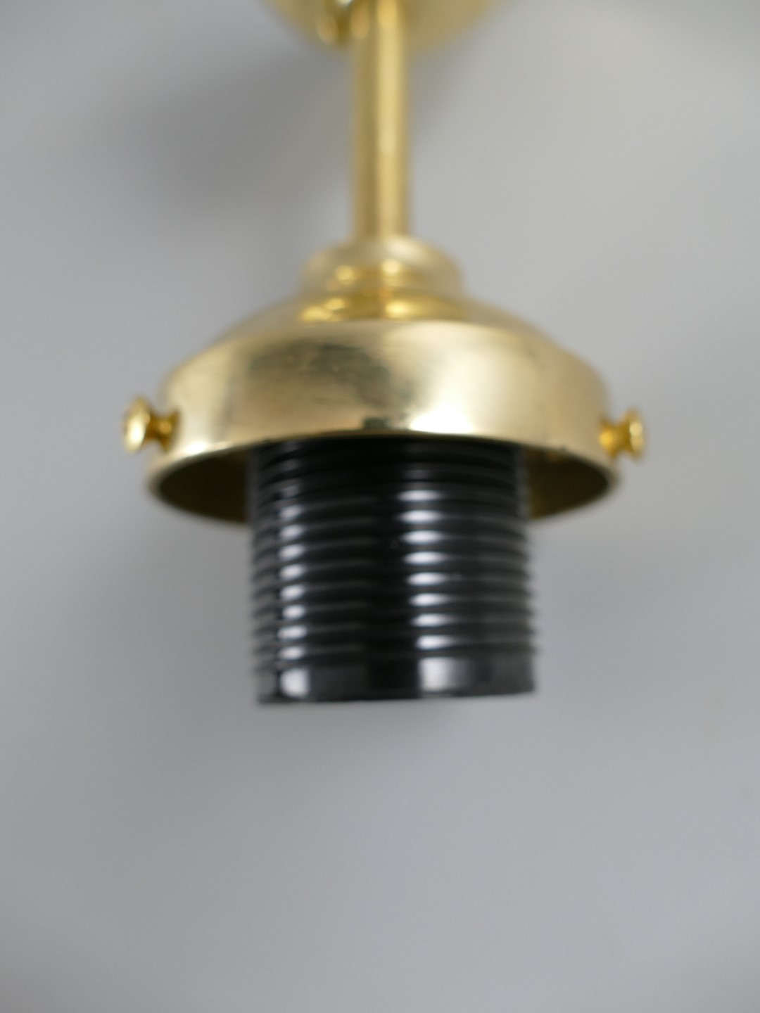 Deckenhalter(E27)Messing o.Schirm Gh.6!!GUß-H.15cm