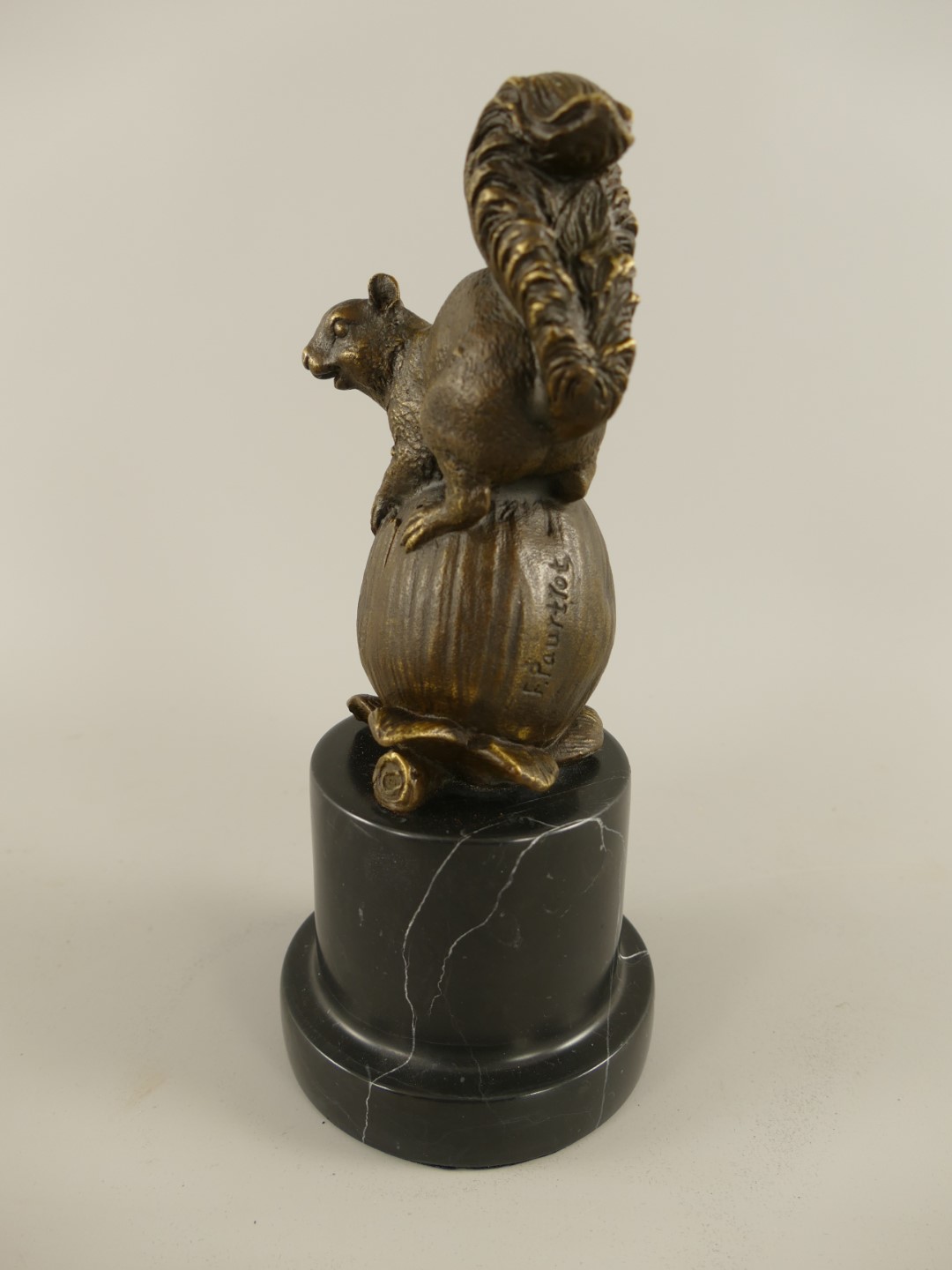 Figur Bronze Eichhörnchen H.23x10cm