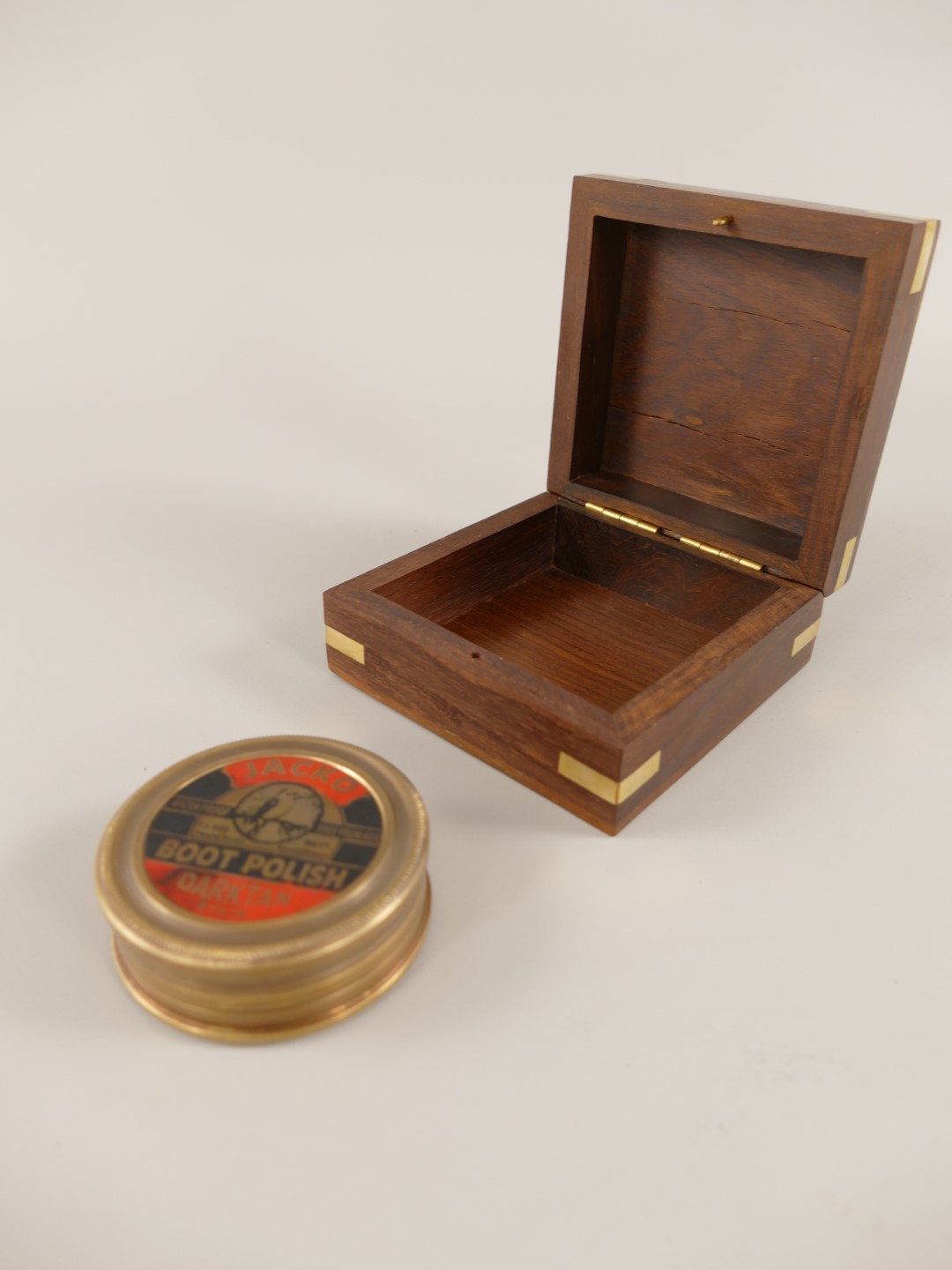 Kompaß mit box Messing brüniert D.6x2cm