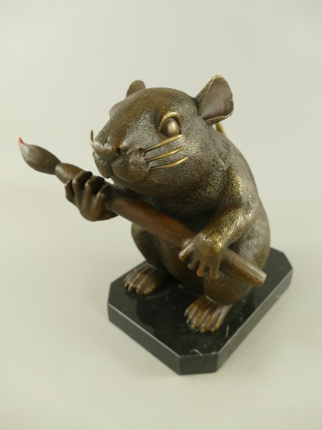 Figur Bronze Banksy Maus mit Pinsel H.27cm