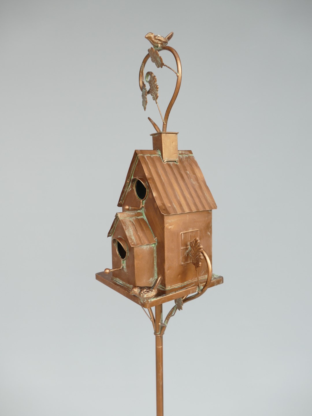 Vogelhaus Hauschen auf Ständer Kupfer farb H.190cm